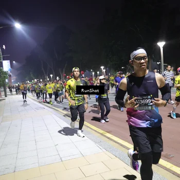 Runner Photo 6523890