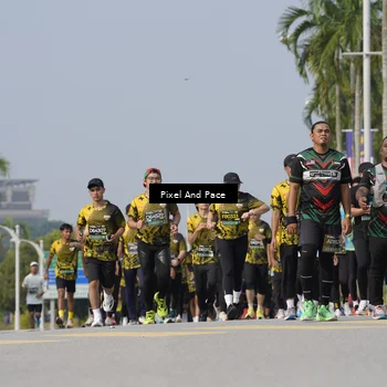 Runner Photo 6523931