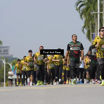 Runner Photo 6523945