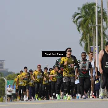 Runner Photo 6523952