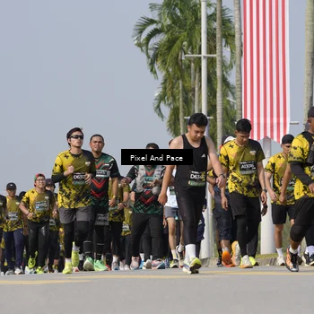 Runner Photo 6523963