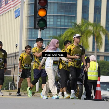 Runner Photo 6523993