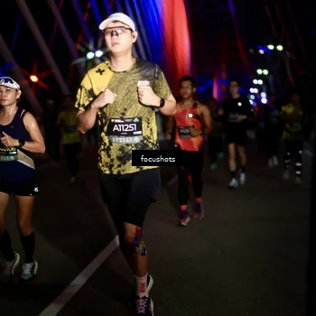 Runner Photo 6524012