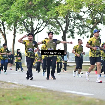 Runner Photo 6524018