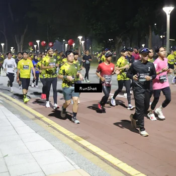 Runner Photo 6524024