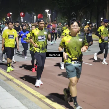 Runner Photo 6524053