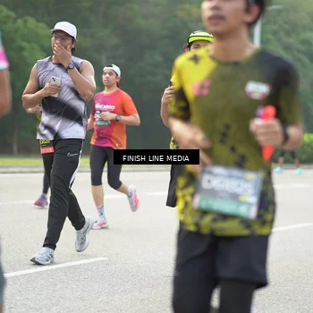 Runner Photo 6524111