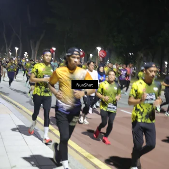 Runner Photo 6524115