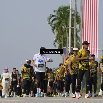 Runner Photo 6524145