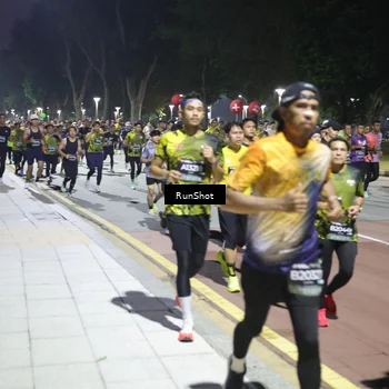 Runner Photo 6524146