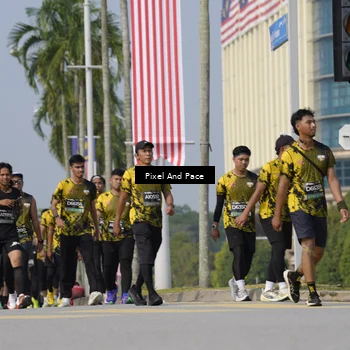 Runner Photo 6524165