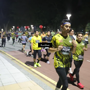 Runner Photo 6524213