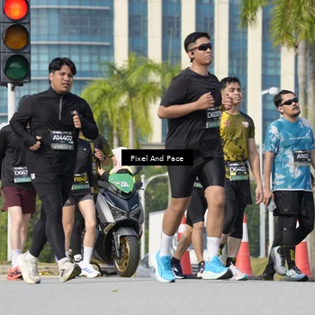 Runner Photo 6524225
