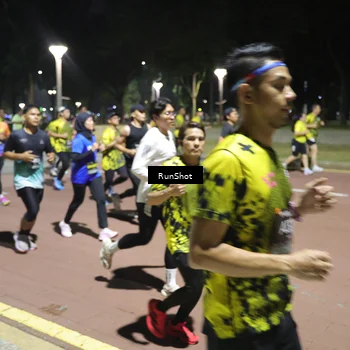Runner Photo 6524242