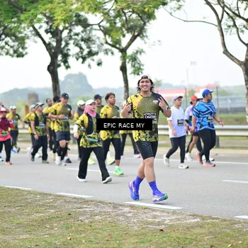 Runner Photo 6524250
