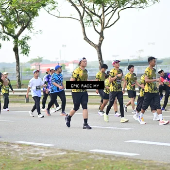 Runner Photo 6524252
