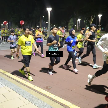 Runner Photo 6524264