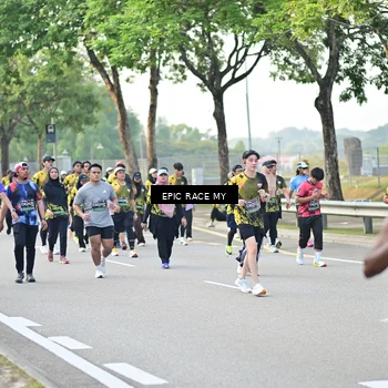 Runner Photo 6524310