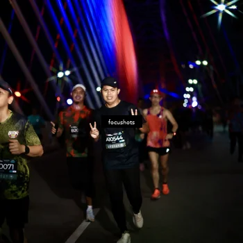 Runner Photo 6524335