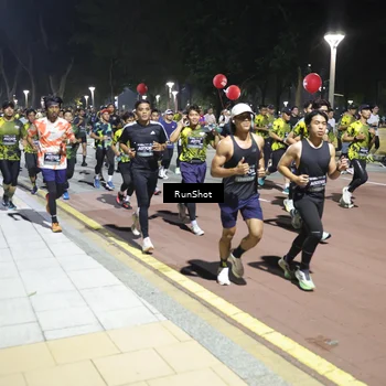 Runner Photo 6524417