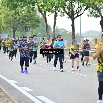 Runner Photo 6524419