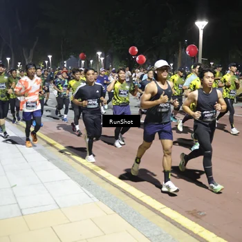 Runner Photo 6524425