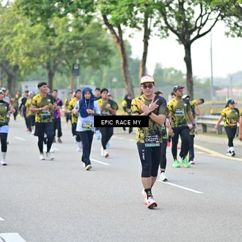Runner Photo 6524455
