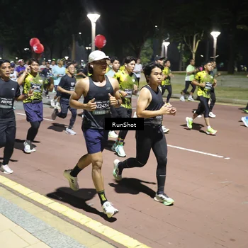 Runner Photo 6524466