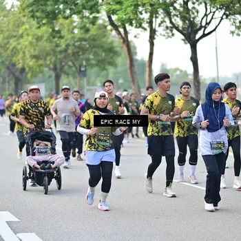 Runner Photo 6524477
