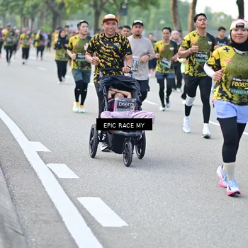 Runner Photo 6524478