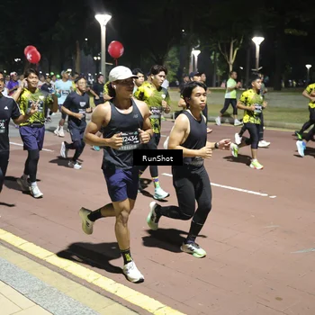 Runner Photo 6524479