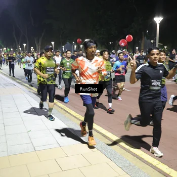 Runner Photo 6524495
