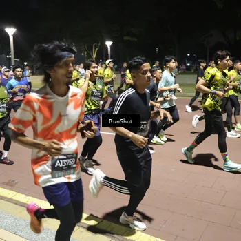 Runner Photo 6524555