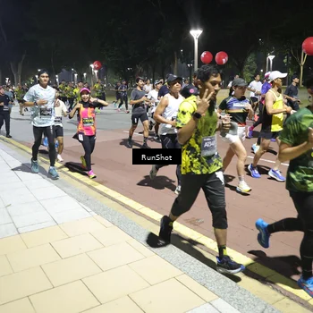 Runner Photo 6524600