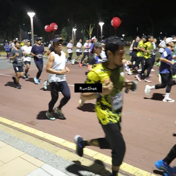 Runner Photo 6524644