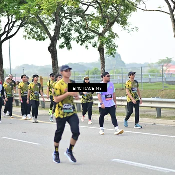 Runner Photo 6524646