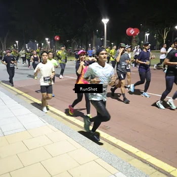 Runner Photo 6524665