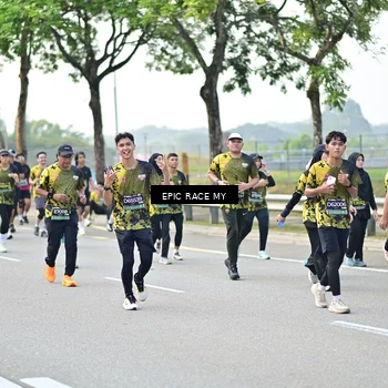 Runner Photo 6524670