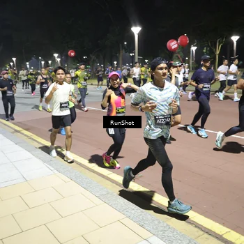 Runner Photo 6524674