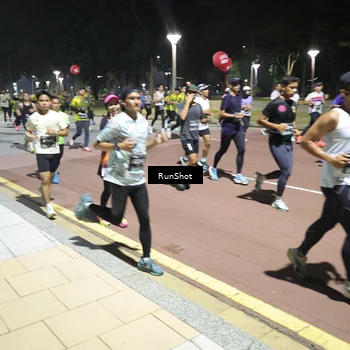 Runner Photo 6524675