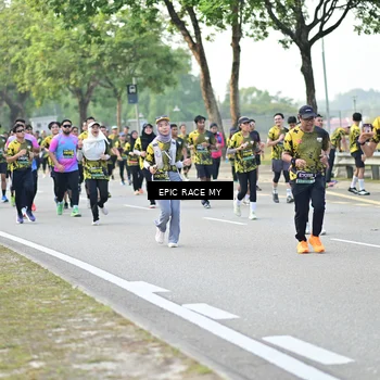 Runner Photo 6524688