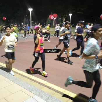 Runner Photo 6524696