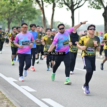 Runner Photo 6524698