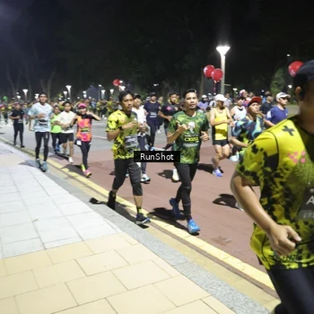 Runner Photo 6524706