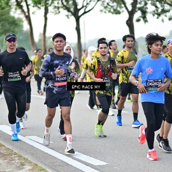Runner Photo 6524718