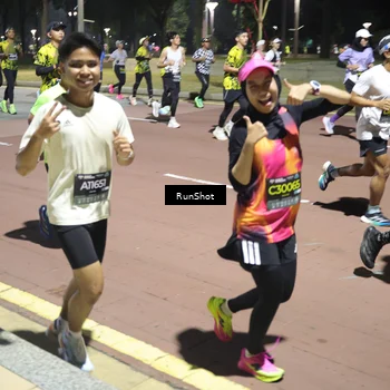 Runner Photo 6524739
