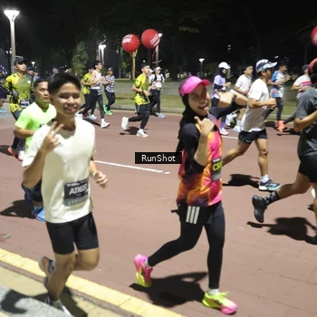 Runner Photo 6524750