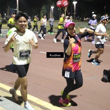 Runner Photo 6524759