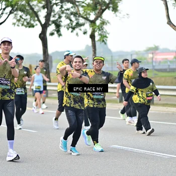 Runner Photo 6524768