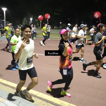Runner Photo 6524790